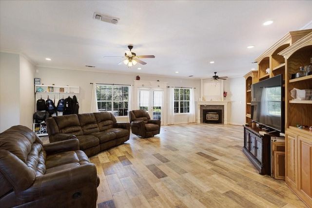 169 Ridgeview Drive, Sherman, TX 75090