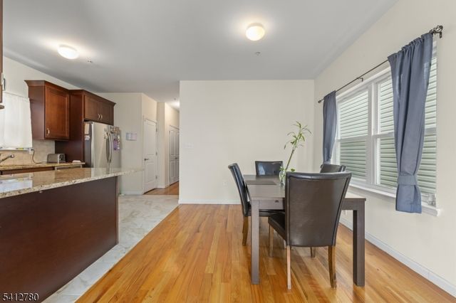 56 Delaware St, Elizabeth City, NJ 07206