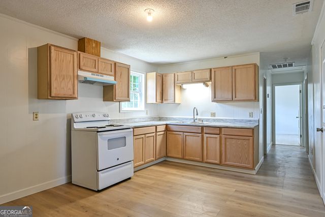 2307 Evergreen Drive, Albany, GA 31721