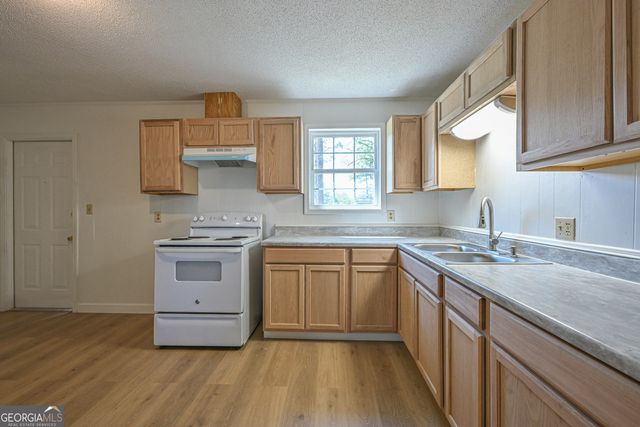 2307 Evergreen Drive, Albany, GA 31721