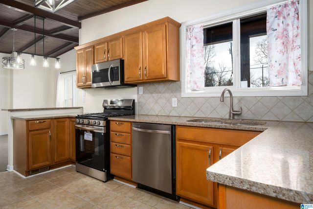 6904 SELF ROAD, Pinson, AL 35126