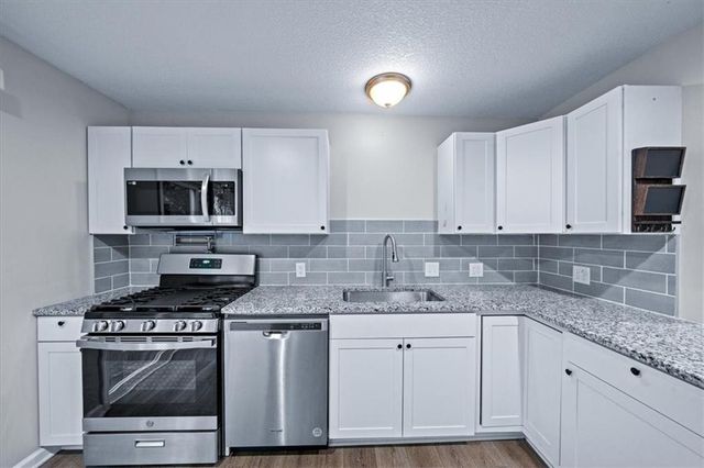 9012 E 52nd Terrace, Kansas City, MO 64133