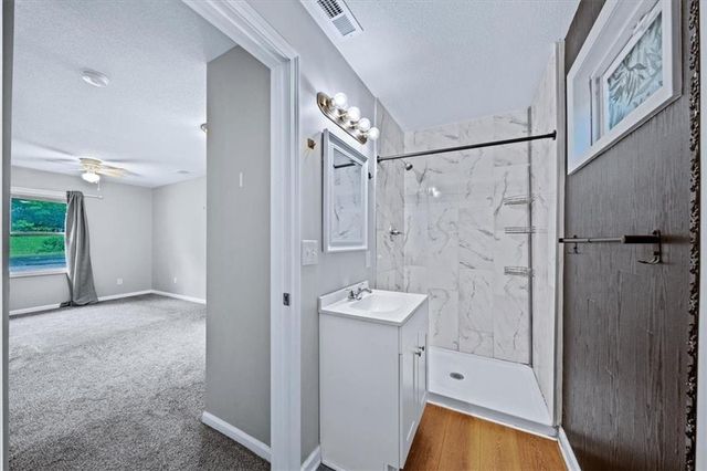 9012 E 52nd Terrace, Kansas City, MO 64133