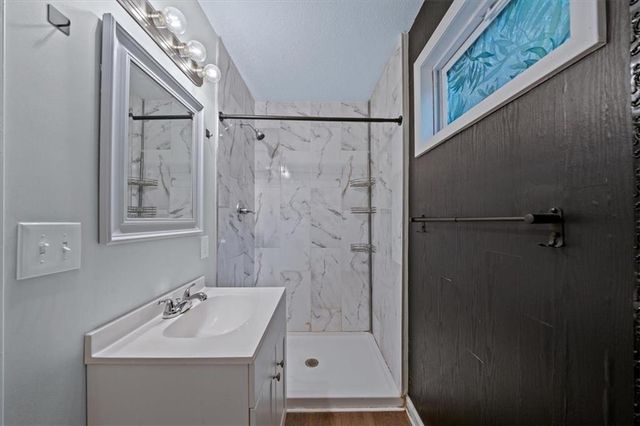 9012 E 52nd Terrace, Kansas City, MO 64133
