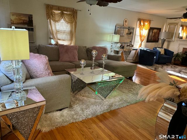 425 Huntington Road, Stratford, CT 06614