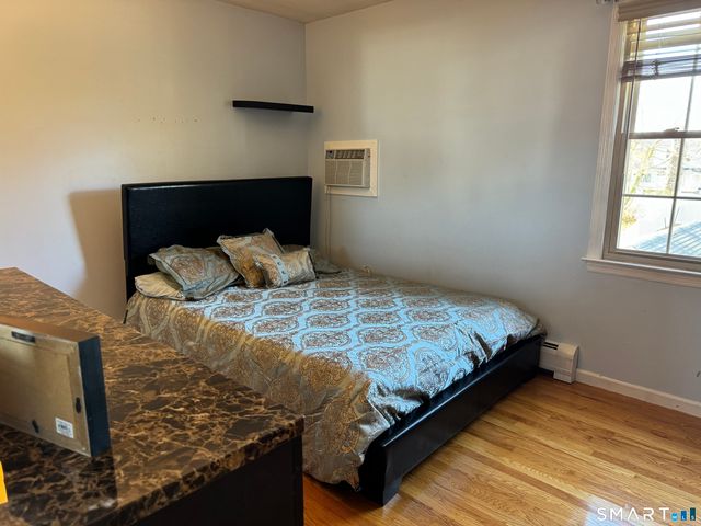 425 Huntington Road, Stratford, CT 06614