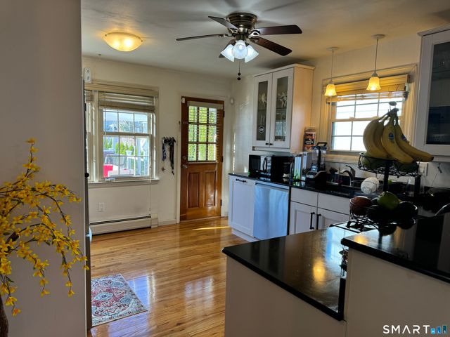 425 Huntington Road, Stratford, CT 06614