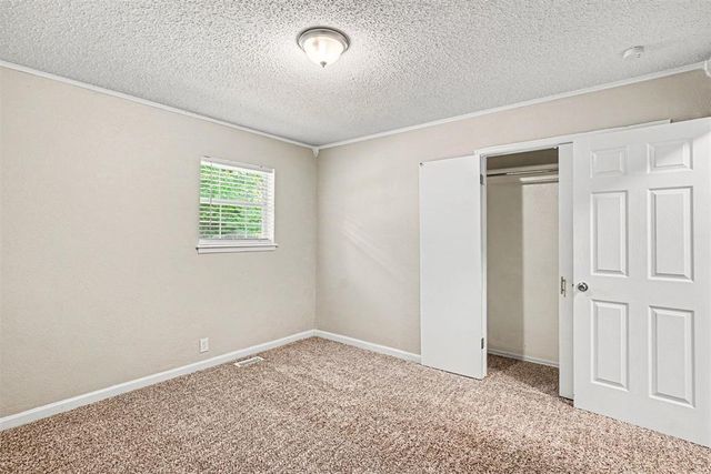 8921 E Rambling Drives, Oklahoma City, OK 73132