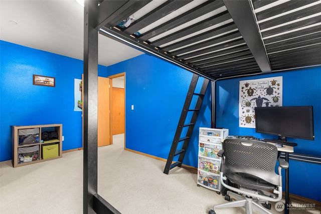 1822 Fisher Avenue, Dupont, WA 98327
