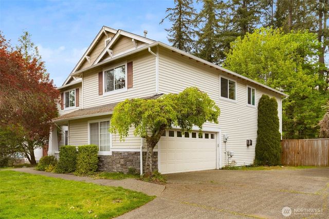 1822 Fisher Avenue, Dupont, WA 98327