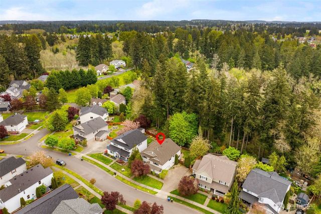 1822 Fisher Avenue, Dupont, WA 98327