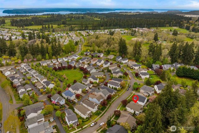 1822 Fisher Avenue, Dupont, WA 98327