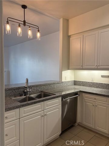 4050 Glencoe Avenue 423, Marina Del Rey, CA 90292