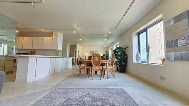 15 S 1st St A1512, Minneapolis, MN 55401