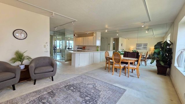 15 S 1st St A1512, Minneapolis, MN 55401