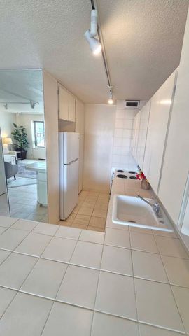 15 S 1st St A1512, Minneapolis, MN 55401