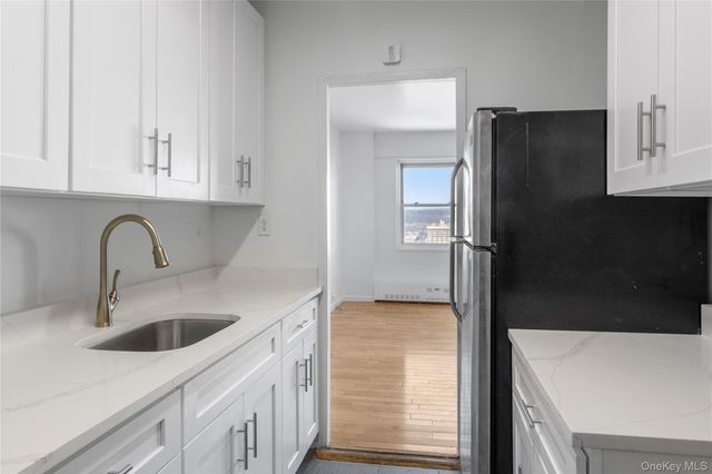 5 Fordham Hill Oval 9A, Bronx, NY 10468