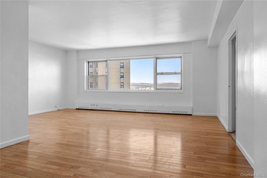 5 Fordham Hill Oval 9A, Bronx, NY 10468