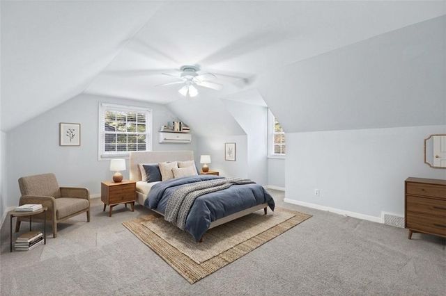 7633 Tomahawk Road, Prairie Village, KS 66208