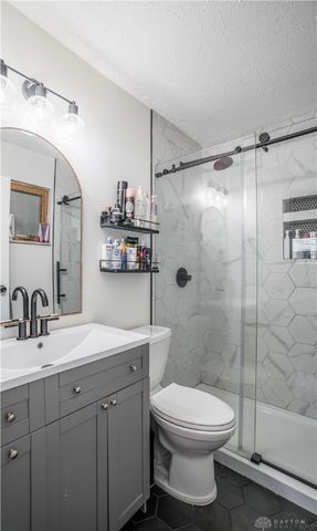 7820 Arlington Road, Brookville, OH 45309