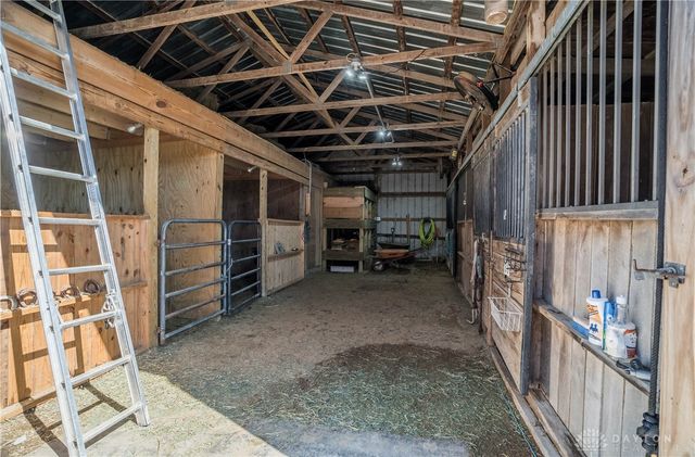 7820 Arlington Road, Brookville, OH 45309