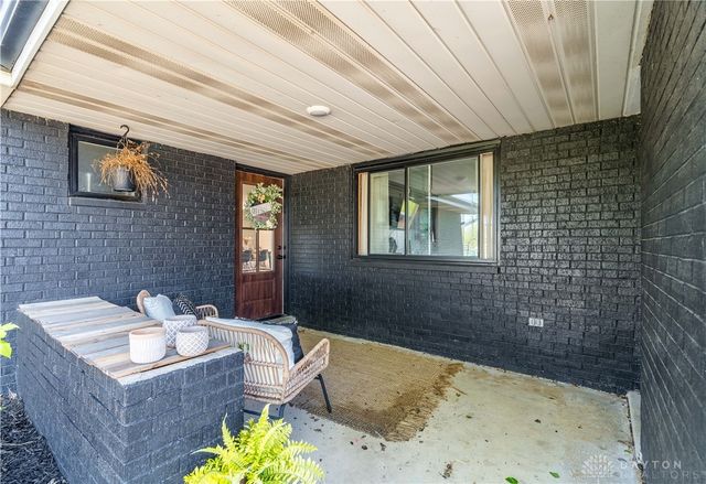 7820 Arlington Road, Brookville, OH 45309