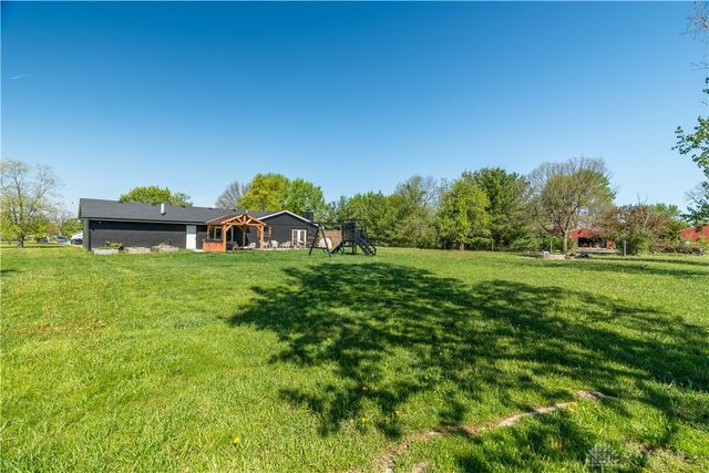 7820 Arlington Road, Brookville, OH 45309