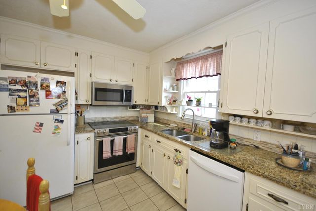 212 Chesterfield Road, Lynchburg, VA 24502