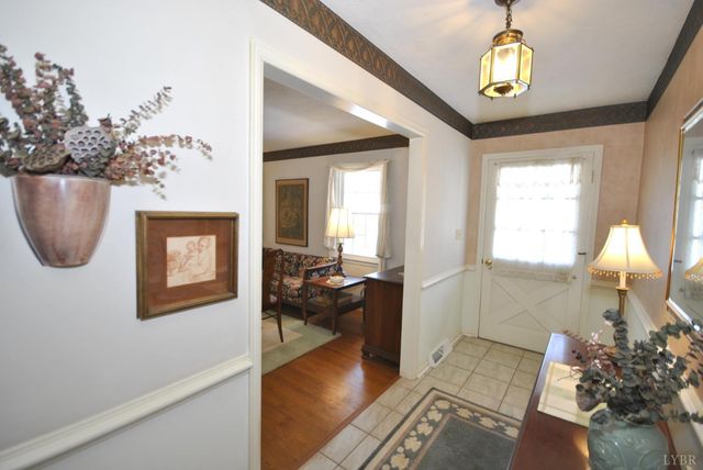 212 Chesterfield Road, Lynchburg, VA 24502