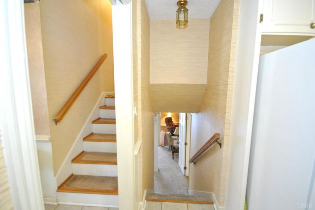 212 Chesterfield Road, Lynchburg, VA 24502