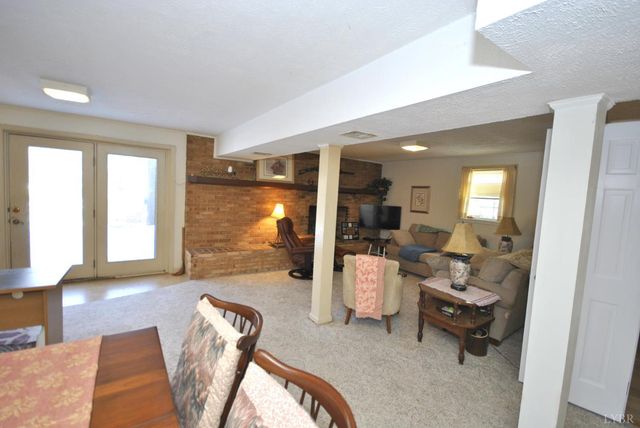 212 Chesterfield Road, Lynchburg, VA 24502