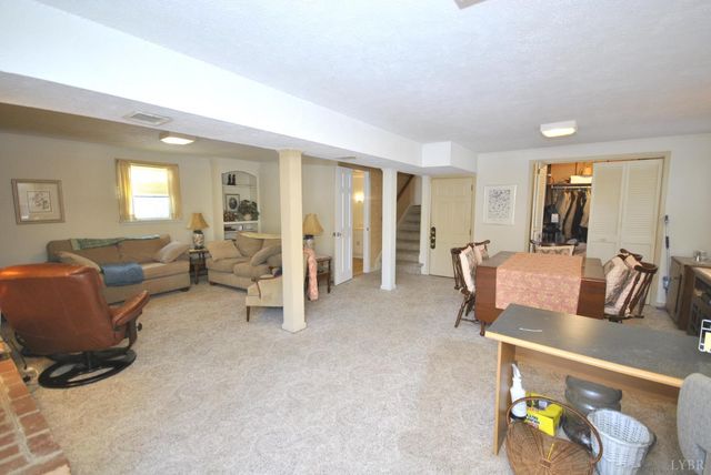 212 Chesterfield Road, Lynchburg, VA 24502