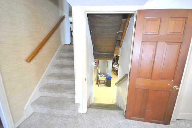 212 Chesterfield Road, Lynchburg, VA 24502