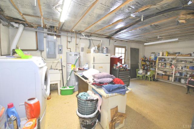 212 Chesterfield Road, Lynchburg, VA 24502