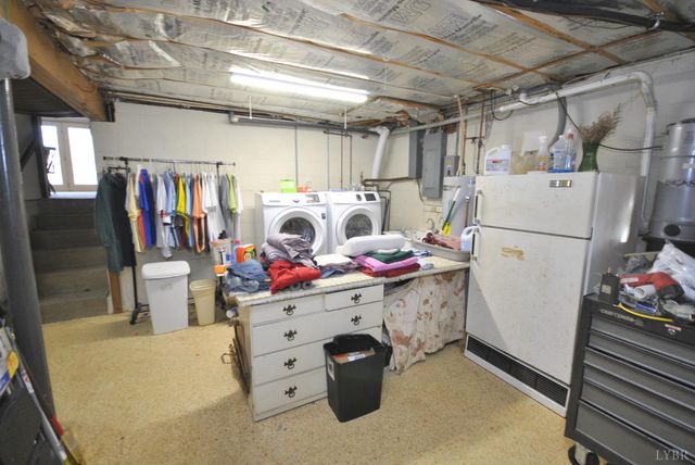 212 Chesterfield Road, Lynchburg, VA 24502