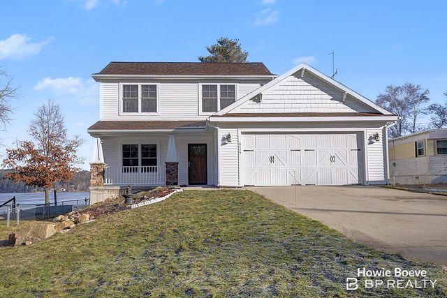 6175 Lake Shore Drive, Newaygo, MI 49337