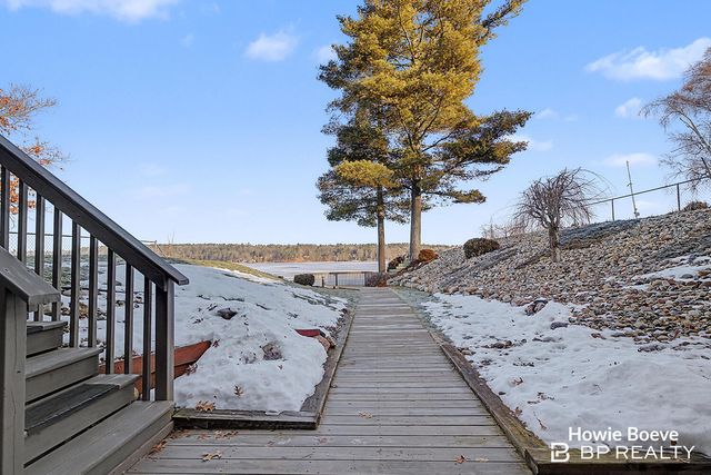 6175 Lake Shore Drive, Newaygo, MI 49337