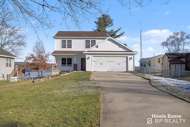 6175 Lake Shore Drive, Newaygo, MI 49337