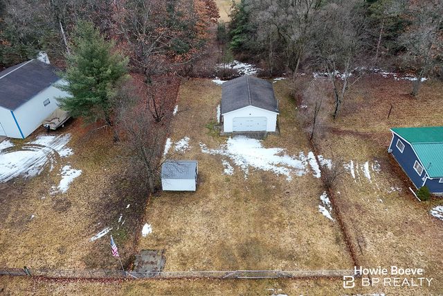 6175 Lake Shore Drive, Newaygo, MI 49337