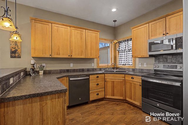 6175 Lake Shore Drive, Newaygo, MI 49337