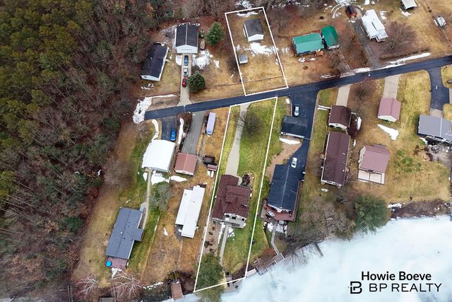 6175 Lake Shore Drive, Newaygo, MI 49337