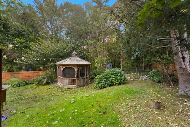 53 School Street, Johnston, RI 02919