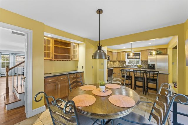 53 School Street, Johnston, RI 02919