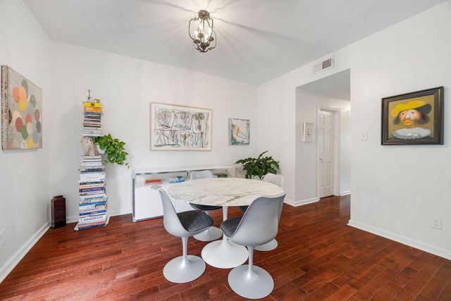 604 Augusta Drive 604, Houston, TX 77057