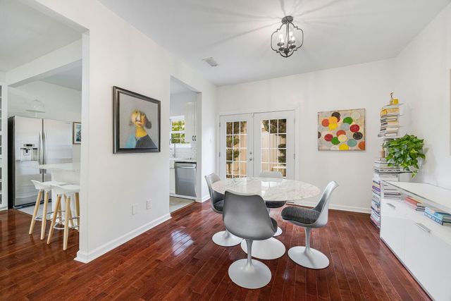604 Augusta Drive 604, Houston, TX 77057