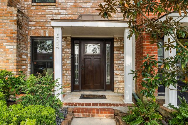 604 Augusta Drive 604, Houston, TX 77057