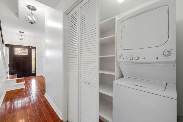 604 Augusta Drive 604, Houston, TX 77057