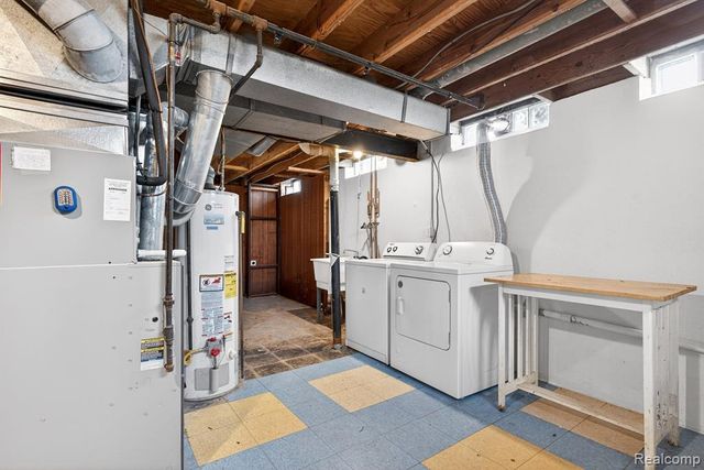 18209 Winwood Avenue, Brownstown, MI 48193