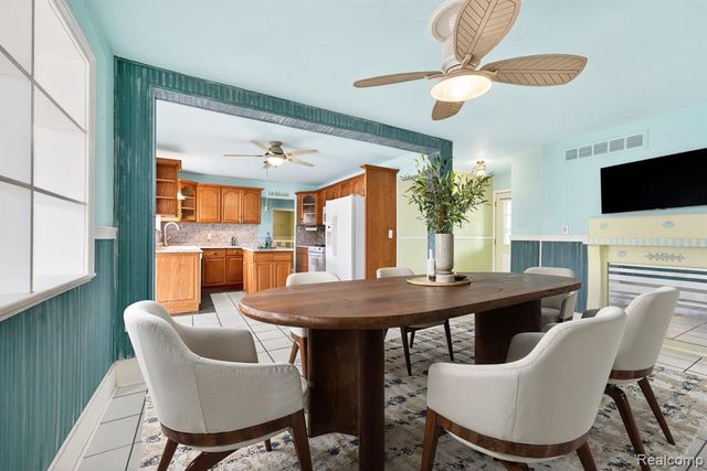 18209 Winwood Avenue, Brownstown, MI 48193