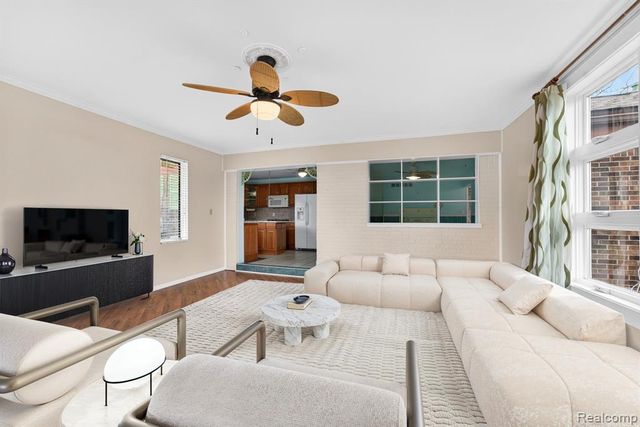 18209 Winwood Avenue, Brownstown, MI 48193